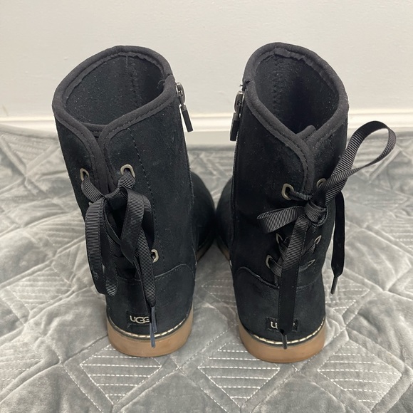 UGG Black Suede Lace Up Back Boot Size 6 - Picture 9 of 12